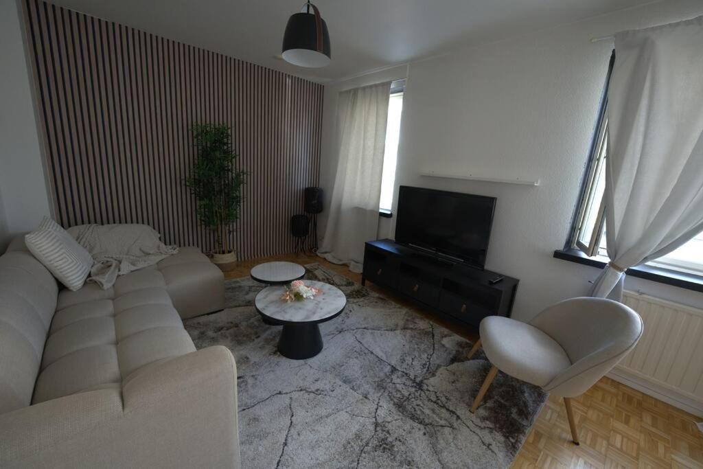 Cosy,Stylish & Big Apartment In The Heart Of City Rovaniemi Ngoại thất bức ảnh